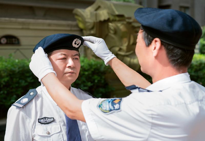 亚洲第一狼人伊人av