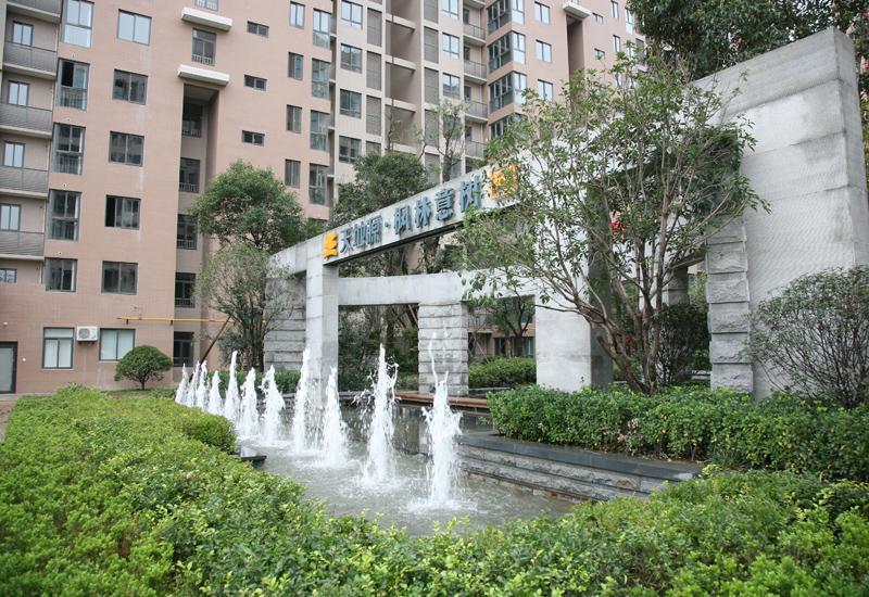 亚洲第一狼人伊人av