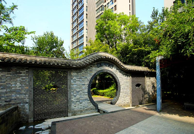 亚洲第一狼人伊人av