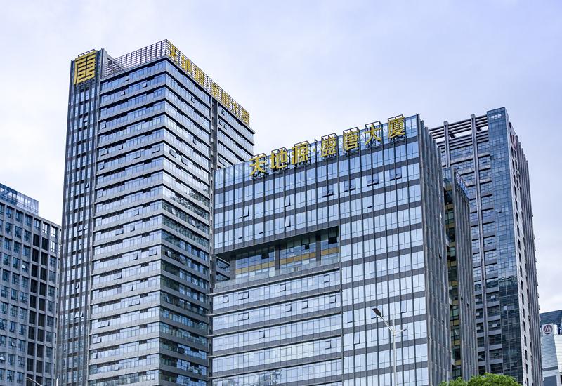 亚洲第一狼人伊人av