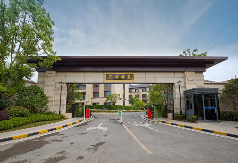 亚洲第一狼人伊人av