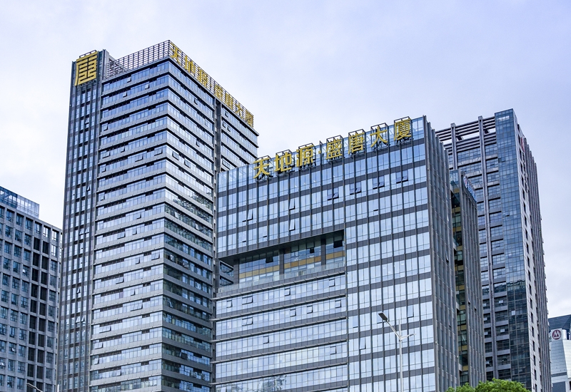 亚洲第一狼人伊人av